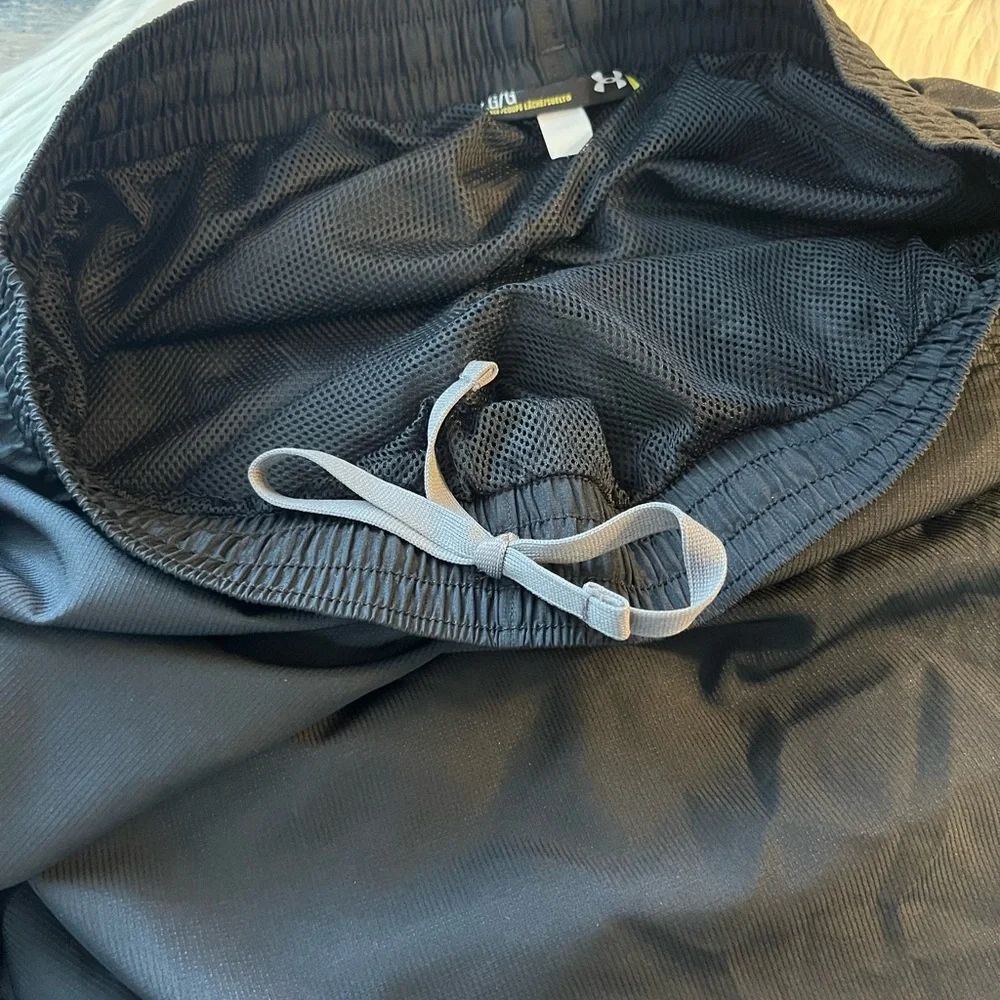 Under Armour mess lined lightweight athletic pants